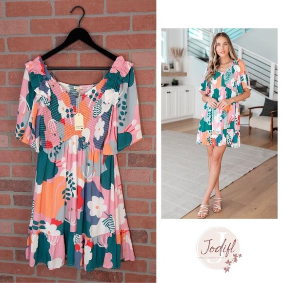 JODIFL Dresses & Skirts - JODIFL - Abstract Floral Mini Dress - Small